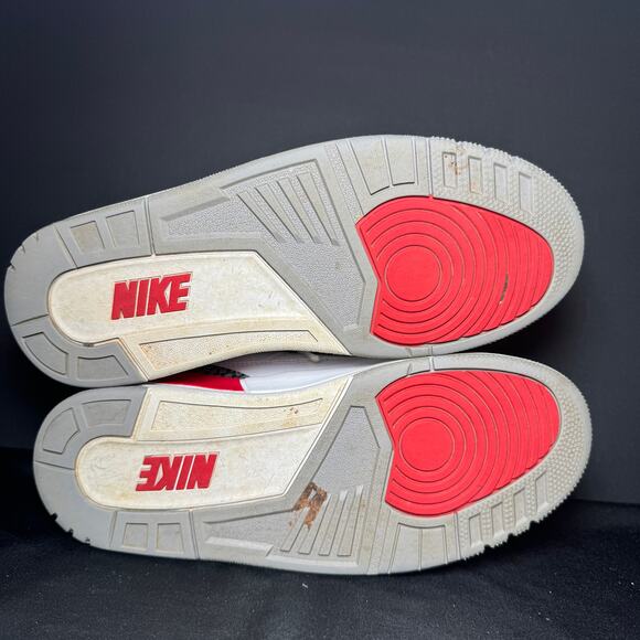 Size 8 - Nike Air Jordan 3 Retro Fire Red 2022 Men's Shoes - Picture 7 of 9